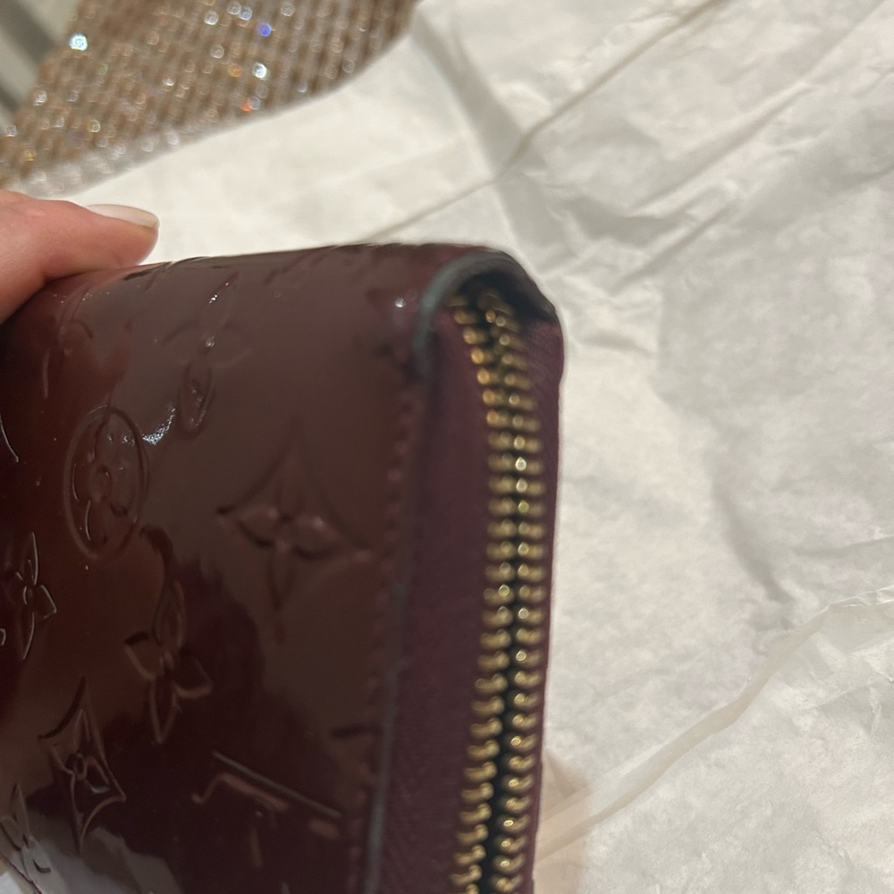 Louis Vuitton Vernis Amarante Zippy Wallet Authentic Patent Leather Card Holder - Picture 6 of 7